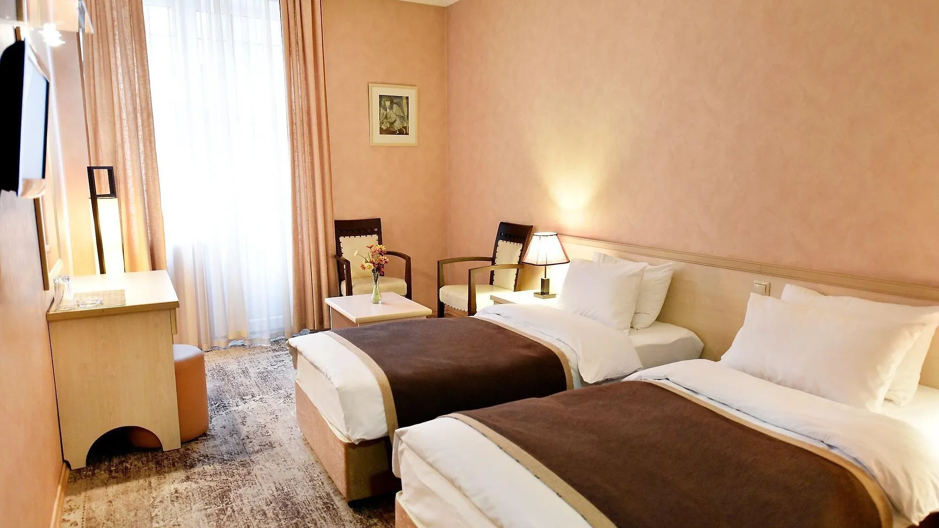 Sharden Hotel Tiflis 4*,