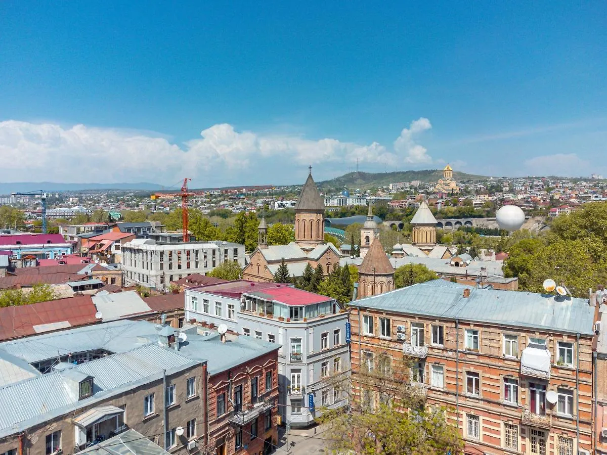 ****  Sharden Hotel Tiflis Gürcistan